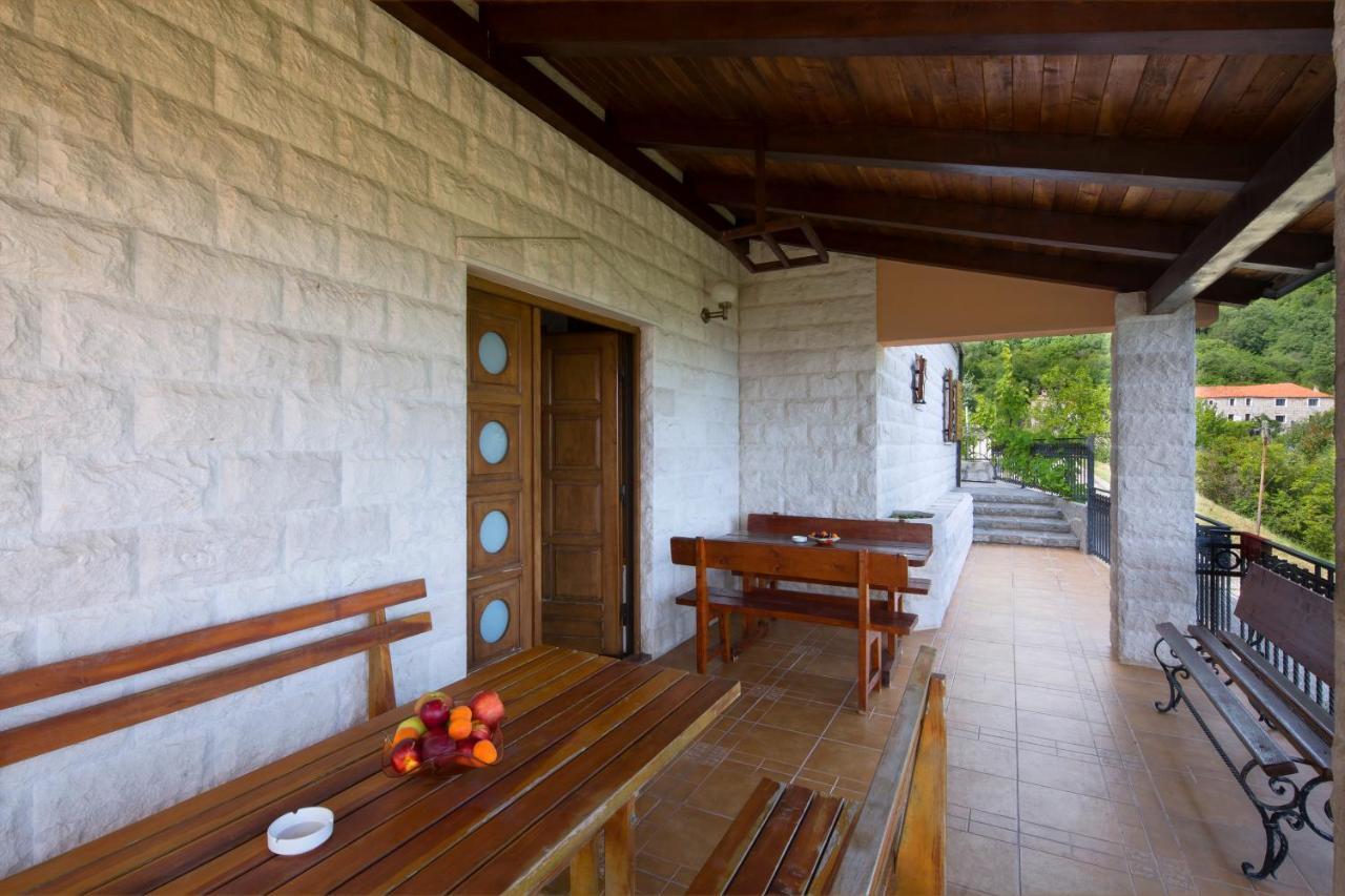 Villa Robinson Петровац Экстерьер фото