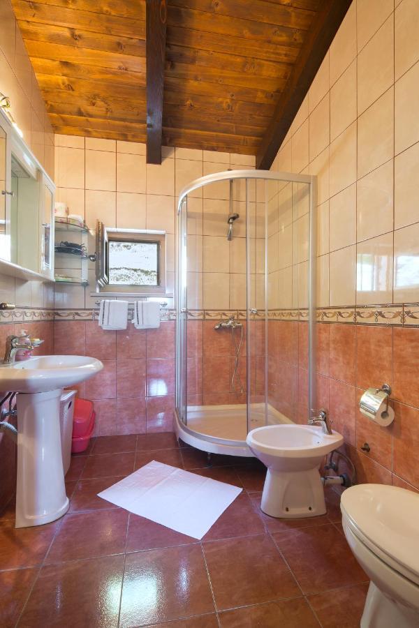 Villa Robinson Петровац Экстерьер фото